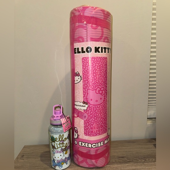 Hello Kitty Exercise Mat and Hello Kitty Mermaid Water Bottle - Picture 1 of 4